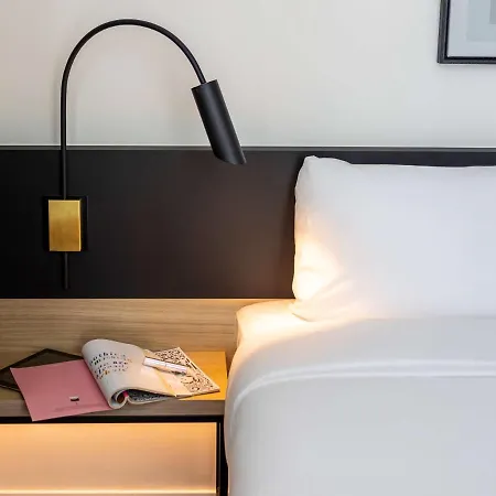 ホテル Ibis Brussels ホート-ベイガールデン