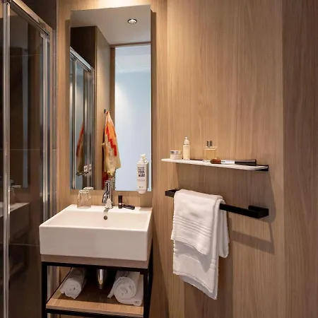 ホテル Ibis Brussels ホート-ベイガールデン